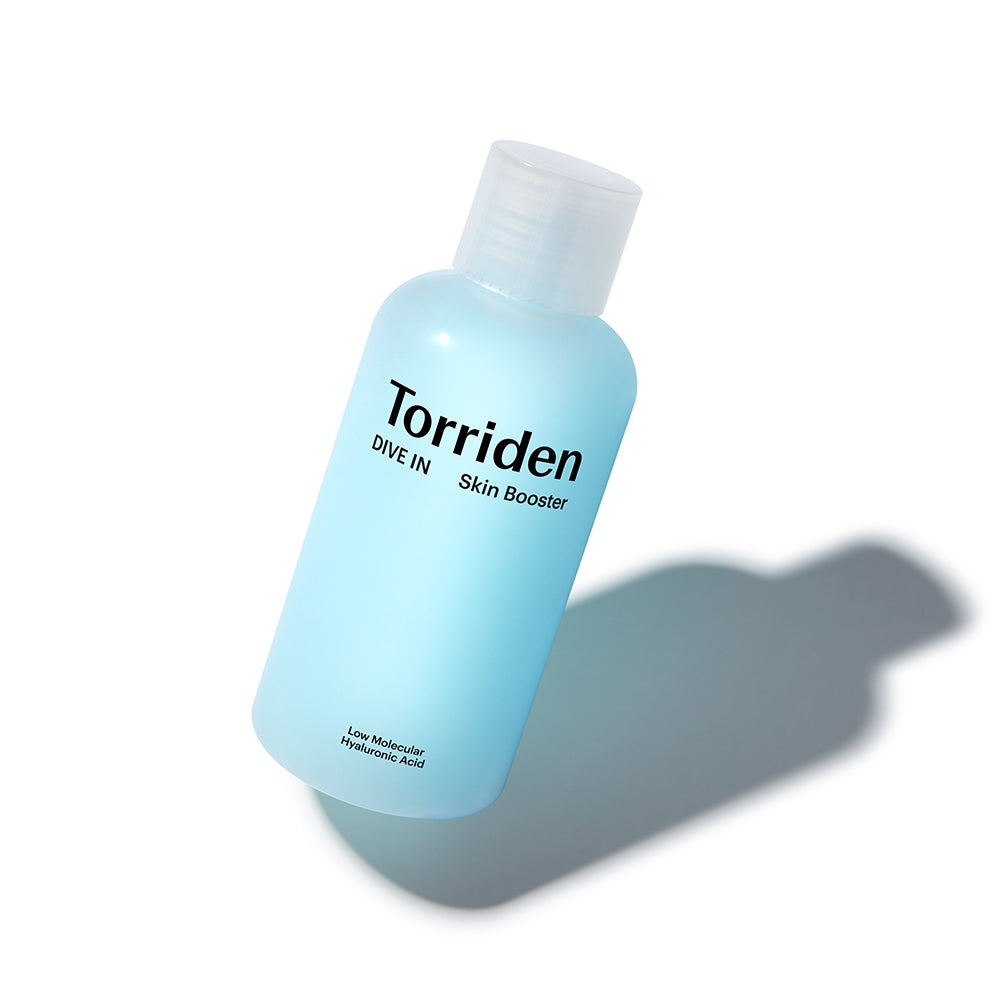 Torriden DIVE‑IN Low Molecular Hyaluronic Acid Skin Booster 200 ml in pastel blue bottle